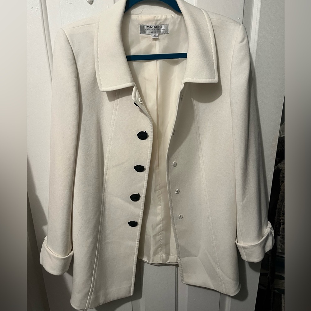 Tahari Cream Blazer with Black Buttons